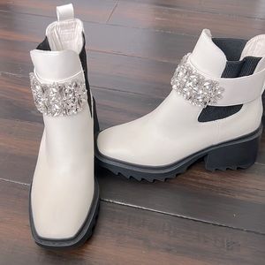 Elegant White Ankle Boots with Crystal Embellishments